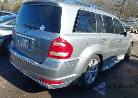 2011 Mercedes-Benz Gl 450 4Matic z USA, uszkodzony, nr VIN 4JGBF7BE7BA643897